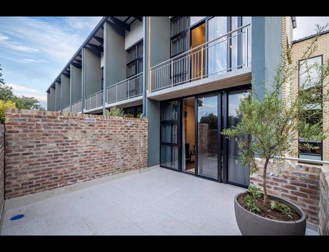 BUSINESS FOR SALE IN NIEUW MUCKLENEUK